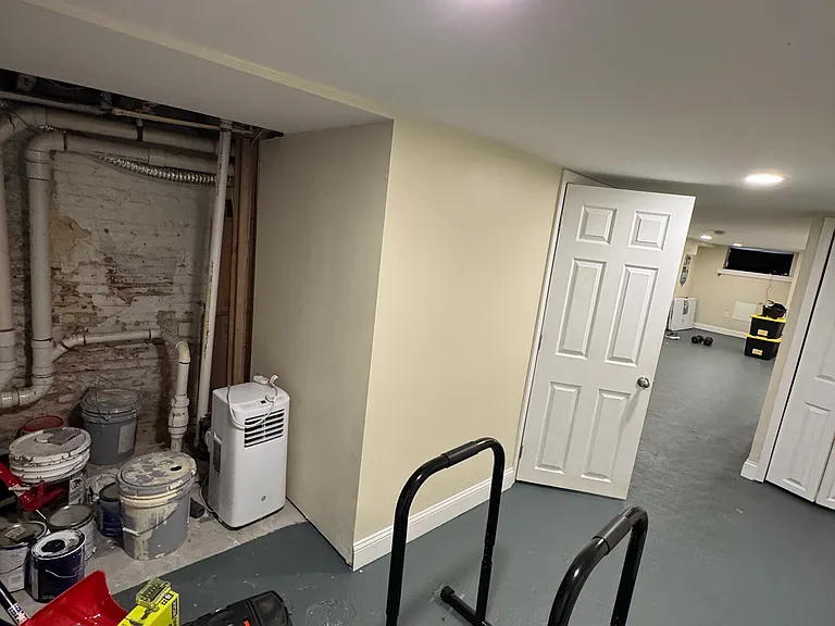 715 S Linwood Ave — Photo 18