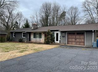 1815 16th St NE, Hickory, NC 28601