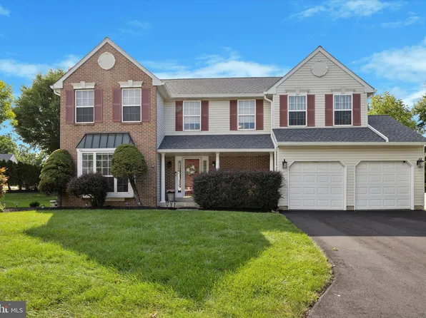 101 Pemberton Ct, North Wales, PA 19454