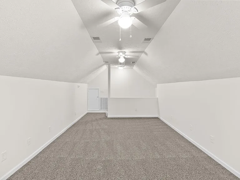 757 Stone Cross Dr — Photo 23
