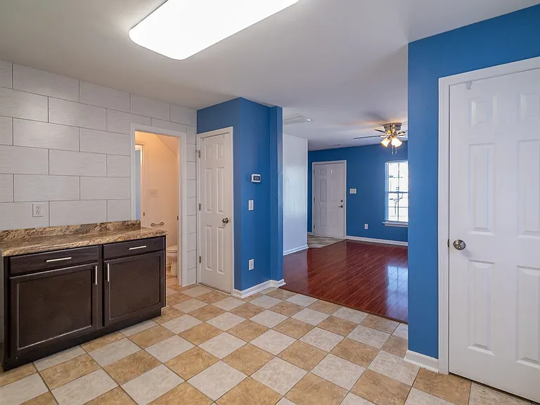 1053 Brianna Way — Photo 31