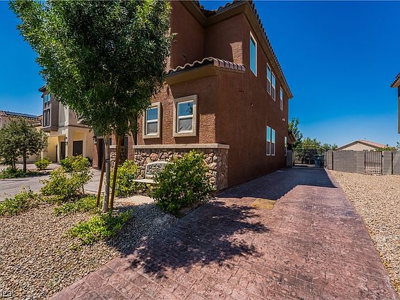 4th image of 2669 Rainbow River Dr