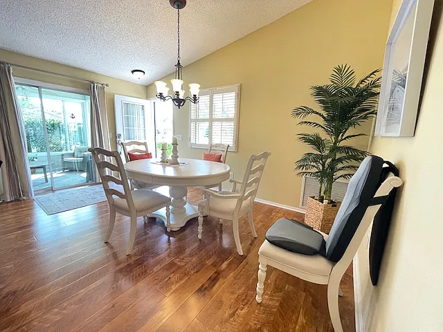 2685 Craven Way — Photo 5