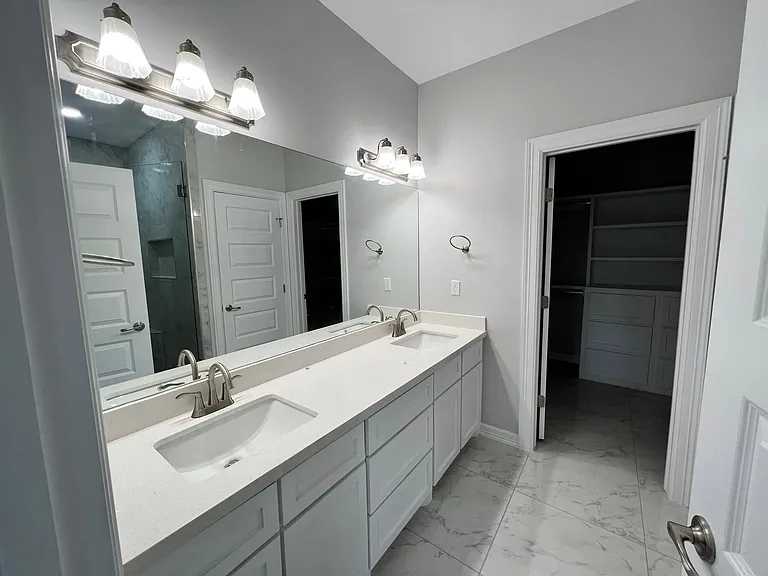 5006 Westgate Cir S — Photo 5