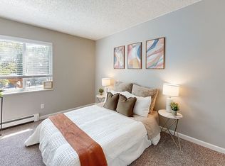 Glen Ridge Apartments, Longmont, CO 80501