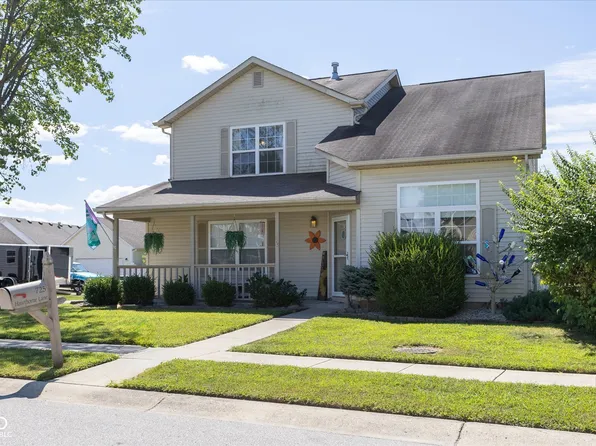 725 Hawthorne Ln, Brownsburg, IN 46112