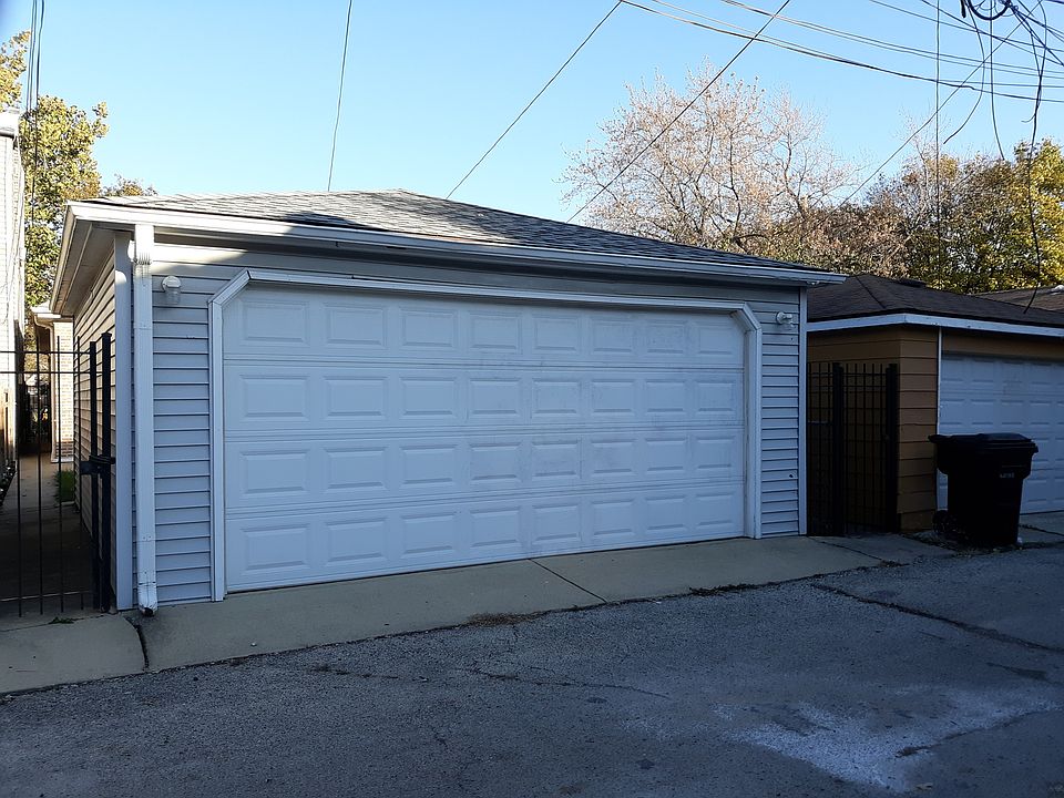 2nd image of 706 N Drake Ave