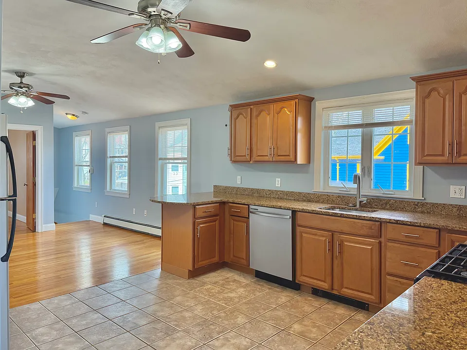 Open concept kitchen / living room