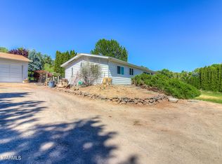 951 Collins Rd, Selah, WA 98942