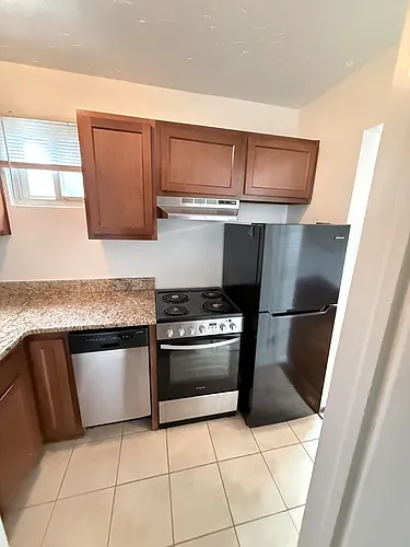 18 S Arthur Ashe Blvd #6 Photo 1