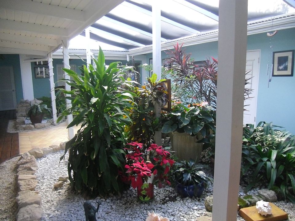 1st image of 3A Estate St. John