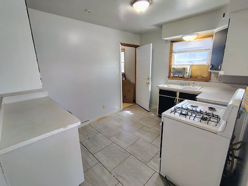 1st image of 2323-2337 S 5th St #4