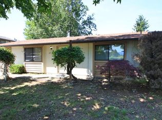 2514 Leonard Rd, Grants Pass, OR 97527