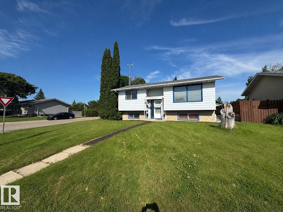 1st image of 4923 52nd St