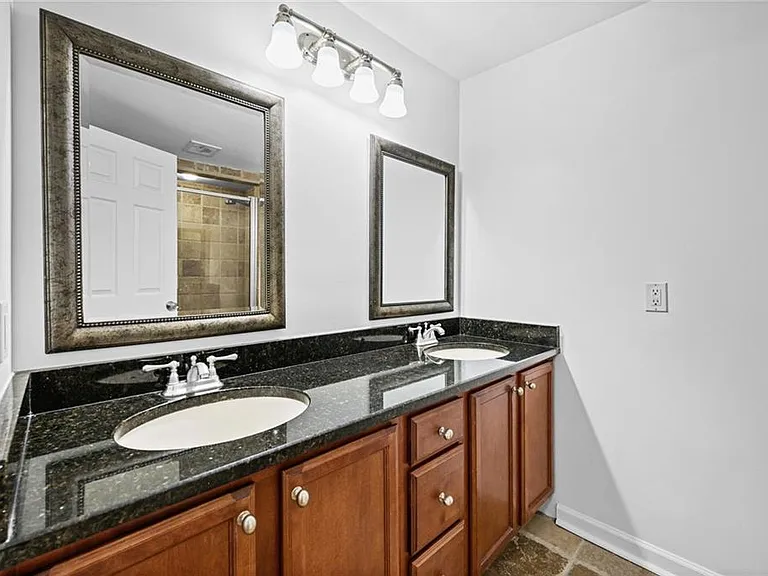 2429 Claude St NW — Photo 27