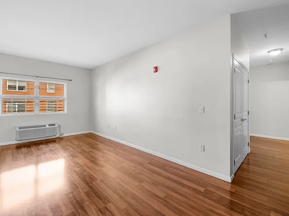 845 Newark Avenue image 4 of 26