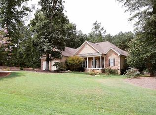 1117 Mountain Laurel Dr, Raleigh, NC 27603