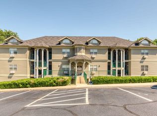 813 Holiday Rdg #10, Branson, MO 65616