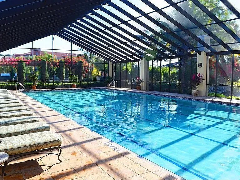 Rapallo public pool
