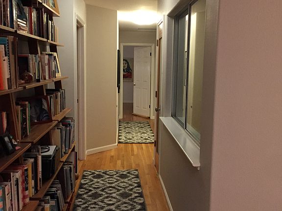 4th image of 1378 Bacon St #2