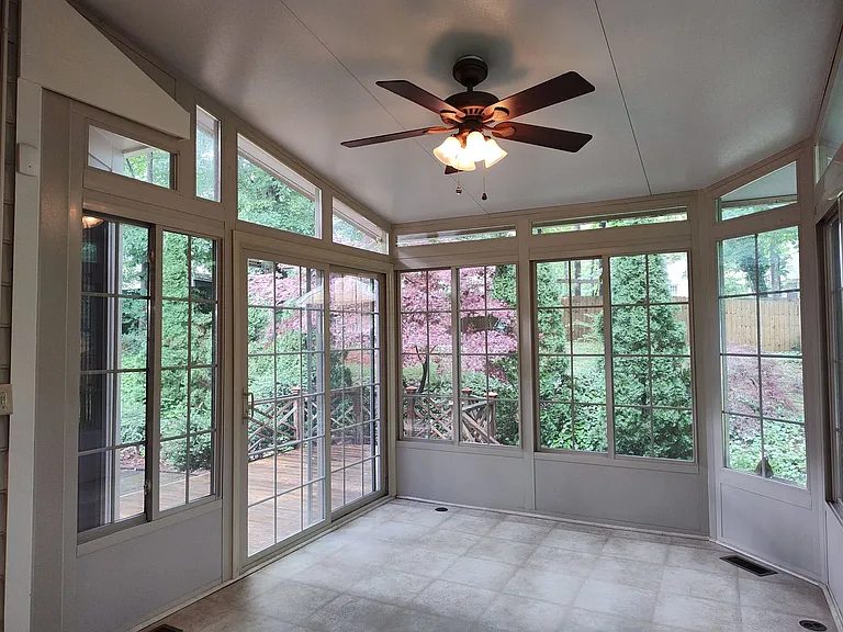 7235 Kinsmore Ln — Photo 19
