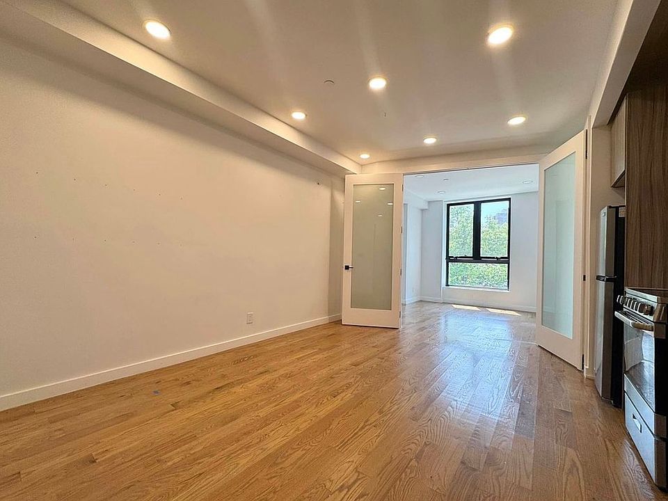 1st image of 223 S 4th St #2H