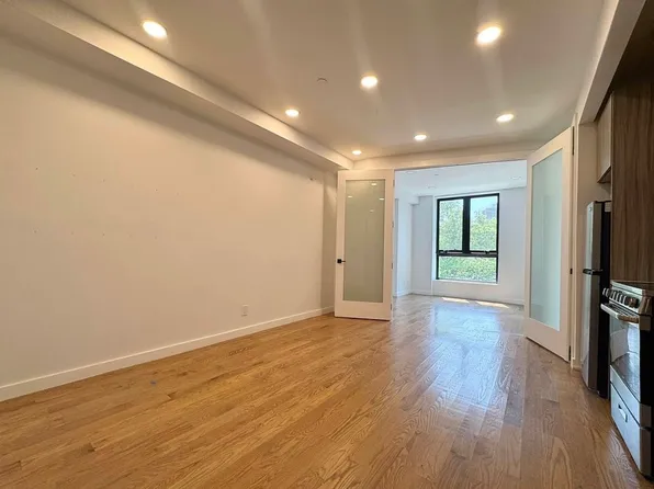 223 South Fourth Street image 1 of 12