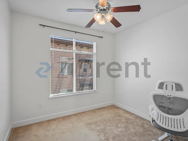 5279 Iron Horse Pkwy — Photo 18