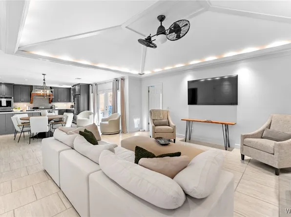 509 Beacon Ridge Rd, Tuscaloosa, AL 35406