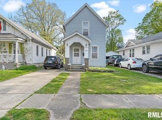 1132 W Edwards St, Springfield, IL 62704