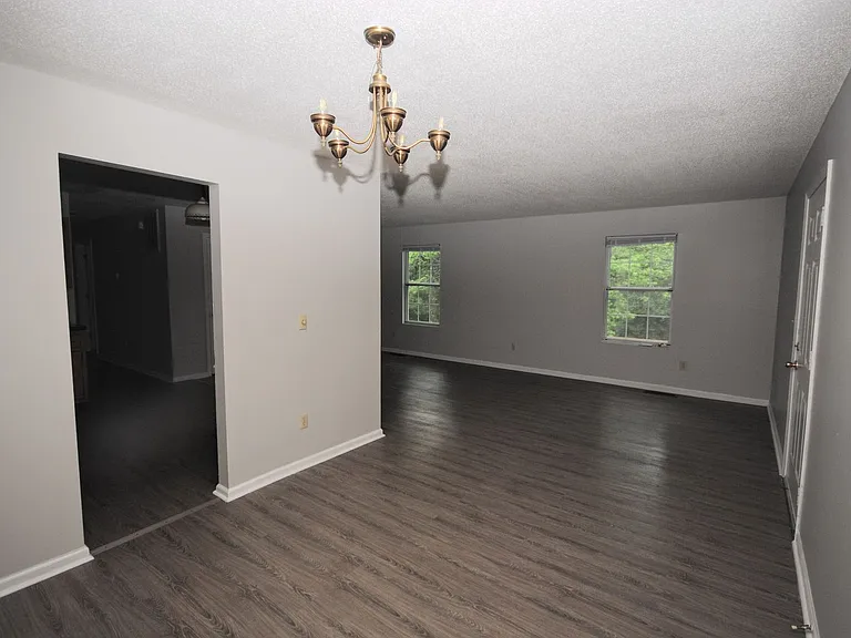 620 Oak Park Blvd #204 — Photo 30