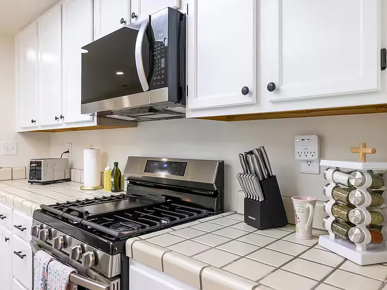 3215 Tallmon St — Photo 40