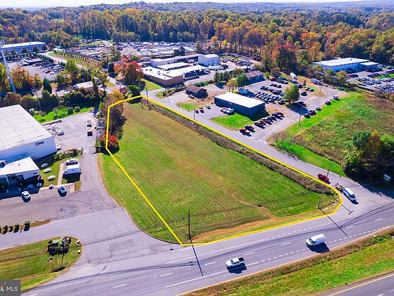 3rd image of Lee Hwy