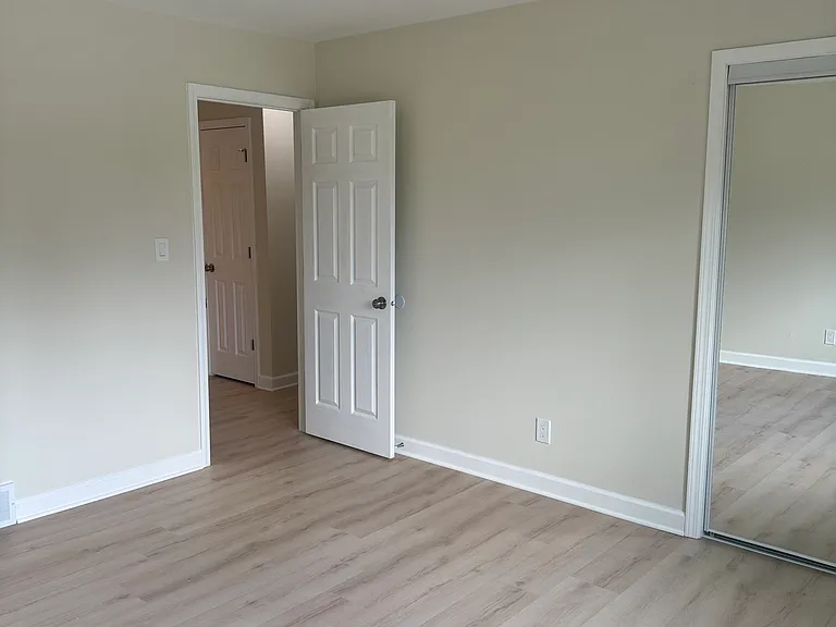 East Bedroom 3/4