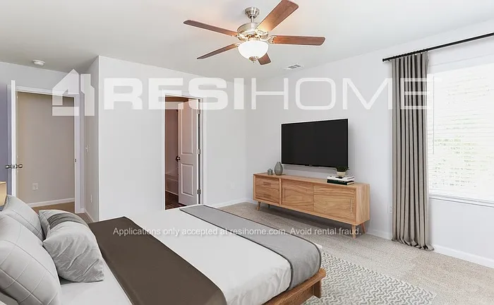 70 River View Dr — Photo 9