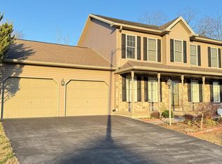 7690 Catherine Dr, Harrisburg, PA 17111