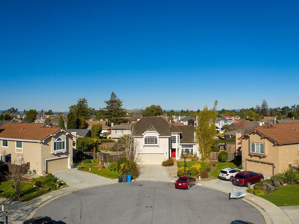 1st image of 626 Harbor Colony Ct