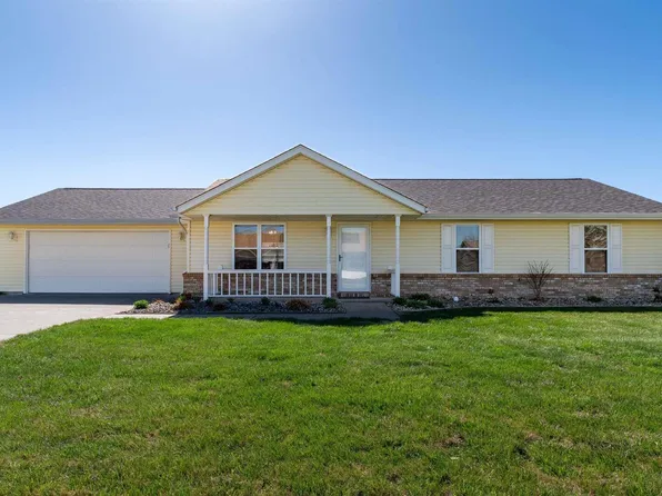 2215 Darren Dr, Marion, IL 62959