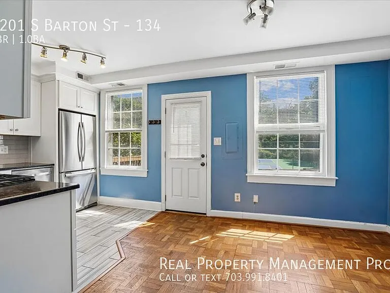 1201 S Barton St #134 — Photo 7