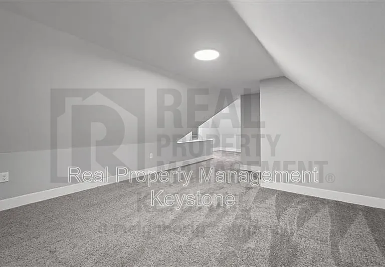 6319 Saint Marie St — Photo 35