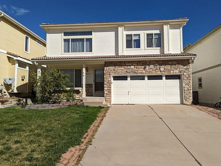 4447 Lyndenwood Point — Photo 1