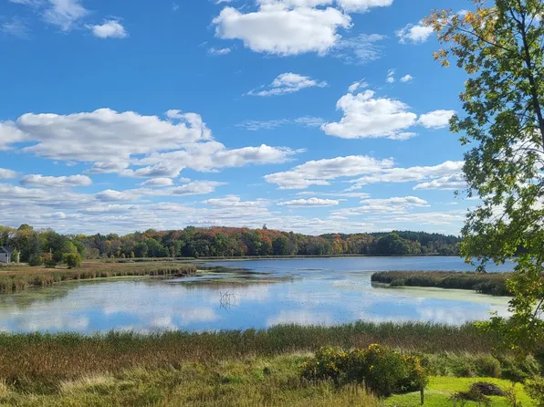 30339 Orchard Ct, Center City, MN 55012