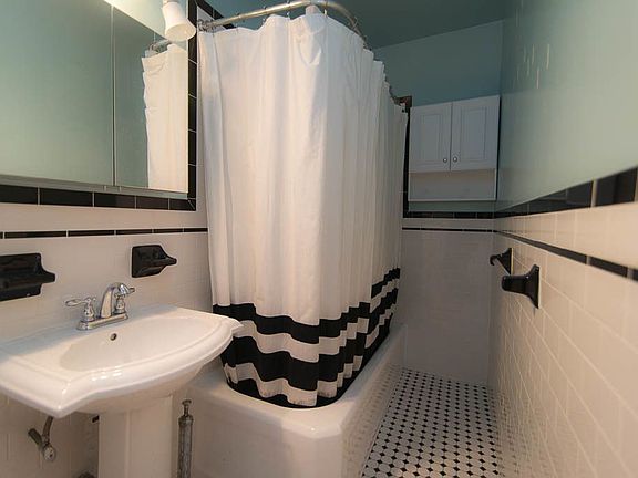 5th image of 3545 81st St APT B8