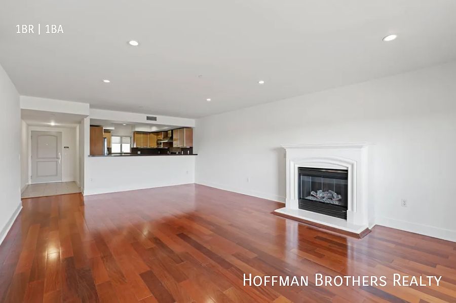 1st image of 1448 Armacost Ave #107