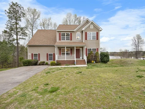 22170 Lake Jordan Dr, North Dinwiddie, VA 23803