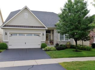 1662 Havenshire Rd, Aurora, IL 60505