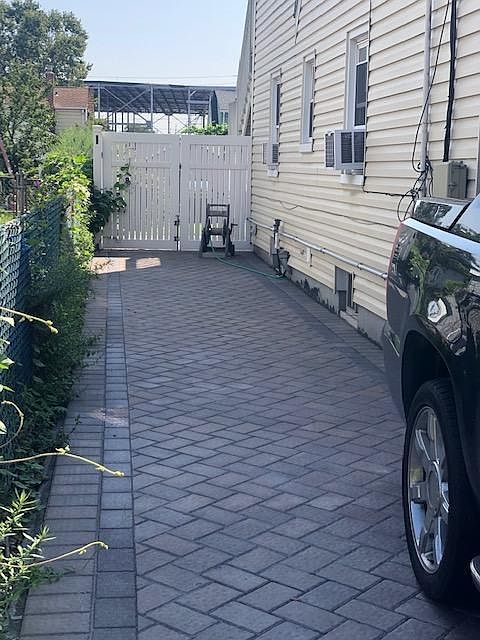 Driveway for 2 vehicles