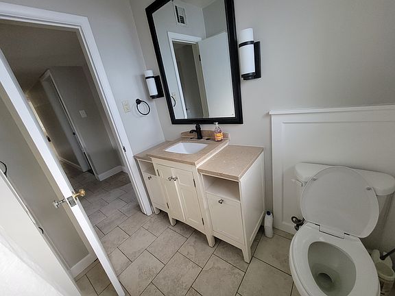 5th image of 5124 E Avalon Dr