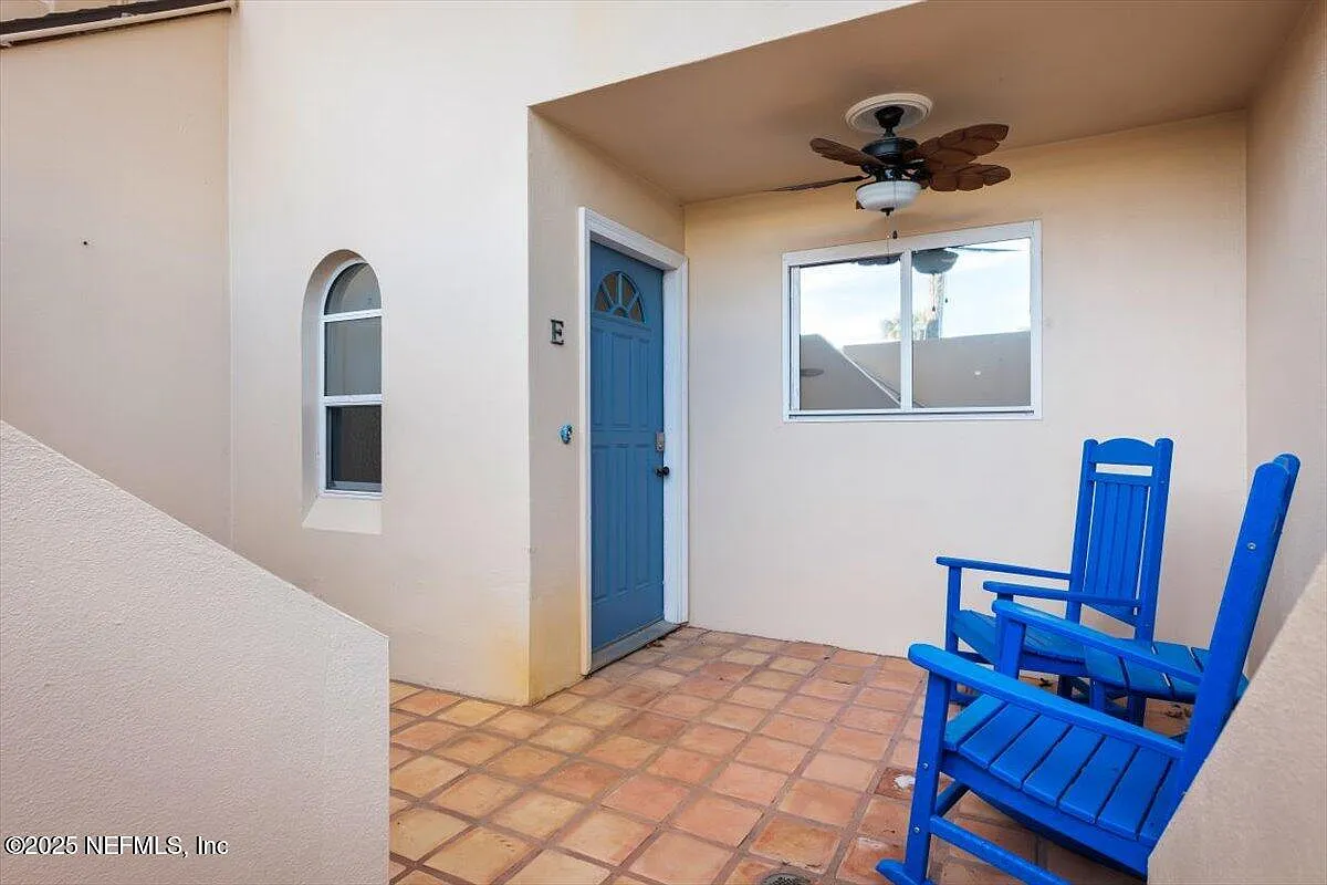 2 bed, 2.5 bath, 1406 sqft, $3,995 — Photo 3