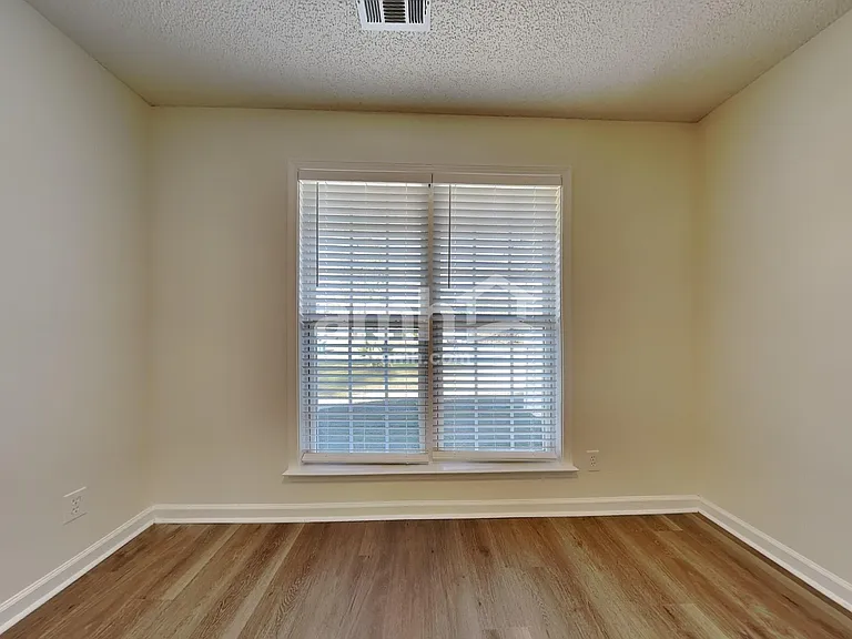 89 Stonewall Dr — Photo 14